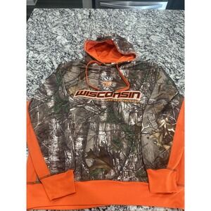 Wisconsin Badgers Bucky Real Tree‎ Xtra Hoodie Signature Concepts Medium